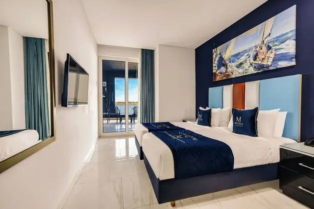Superior Sea View Two Bedroom Suite (Round Building)