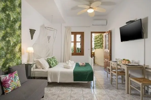 Classic Stüdyo, Balkon, Avlu Manzaralı