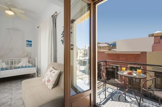 Deluxe Stüdyo, Balkon