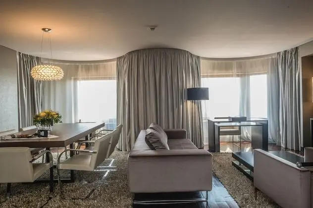 Çatı Katı Süiti (Penthouse), Küçük Mutfak, Nehir Manzaralı