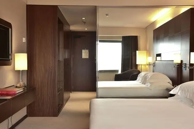 Executive Double High Floor