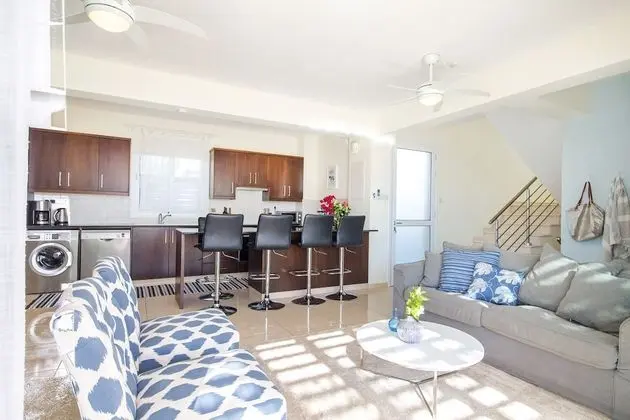 Villa, 4 Yatak Odası, Kişiye Özel Havuzlu
