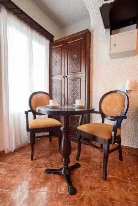 Dört Kişilik Oda