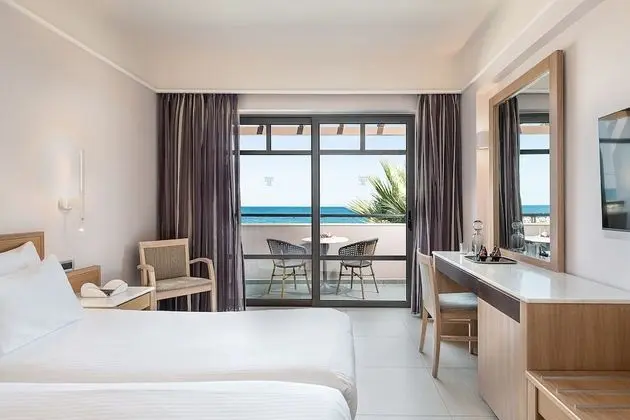 Double Room with Garden or Pool View