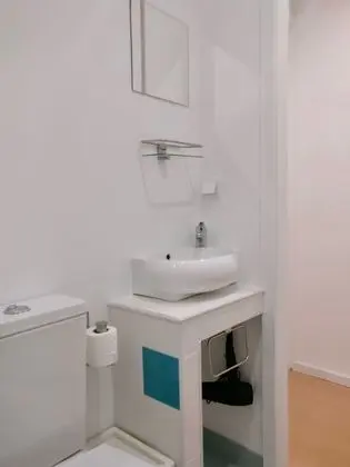 İki Ayrı Yataklı Oda (I)