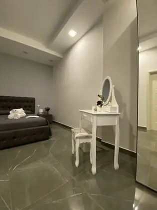 Deluxe Tek Büyük Yataklı Oda (Happiness)