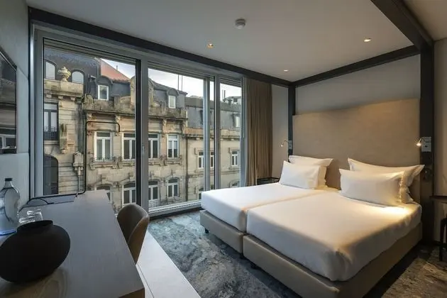 İki Ayrı Yataklı Oda, Şehir Manzaralı