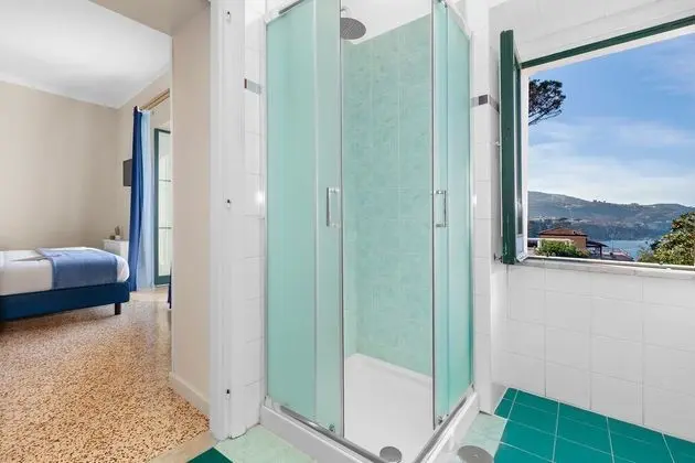 Deluxe Tek Büyük Yataklı Oda, Deniz Manzaralı
