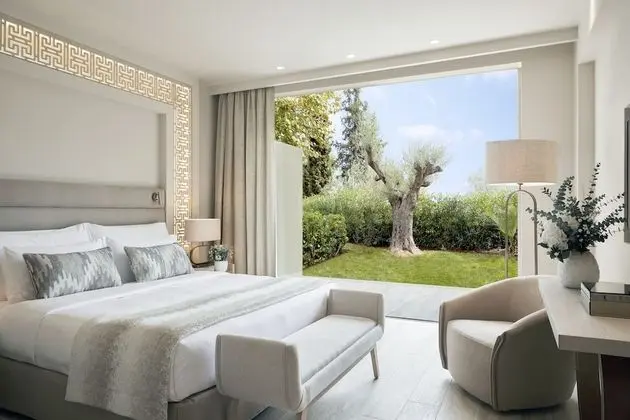 Süit, 1 Yatak Odası, Havuz Manzaralı (Private Garden)