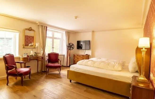 Basic Tek Büyük Yataklı Oda