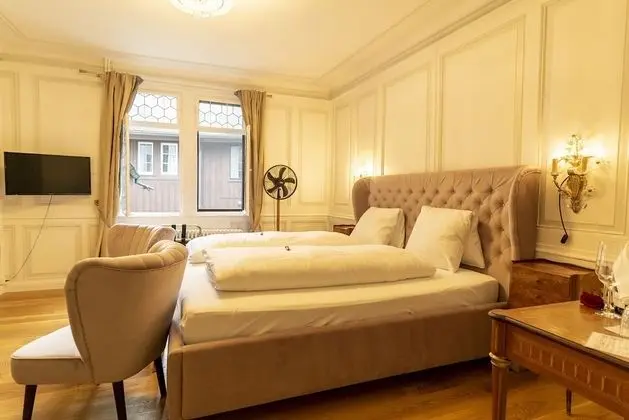 Basic Tek Büyük Yataklı Oda