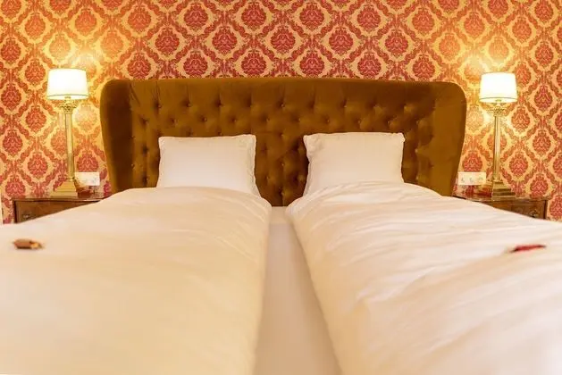 Basic Tek Büyük Yataklı Oda