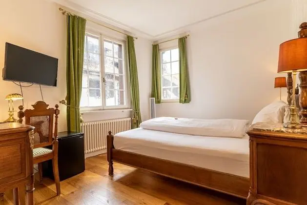 Economy Tek Büyük Yataklı Oda