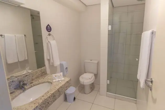 Superior Oda, Havuz Manzaralı