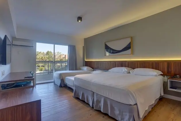 Superior Oda, Havuz Manzaralı