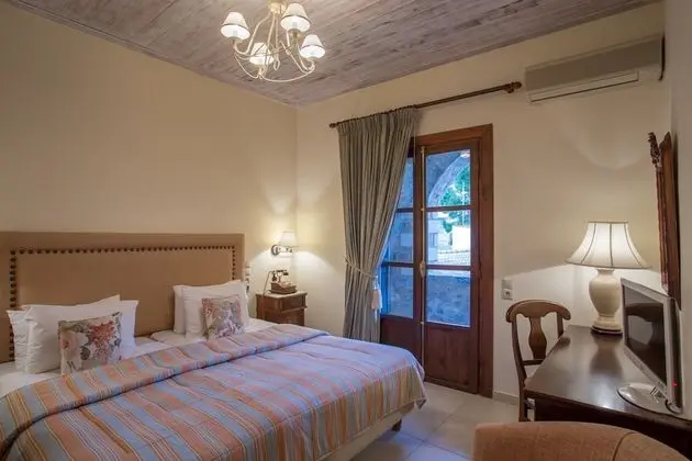 Economy Tek Büyük Yataklı Oda