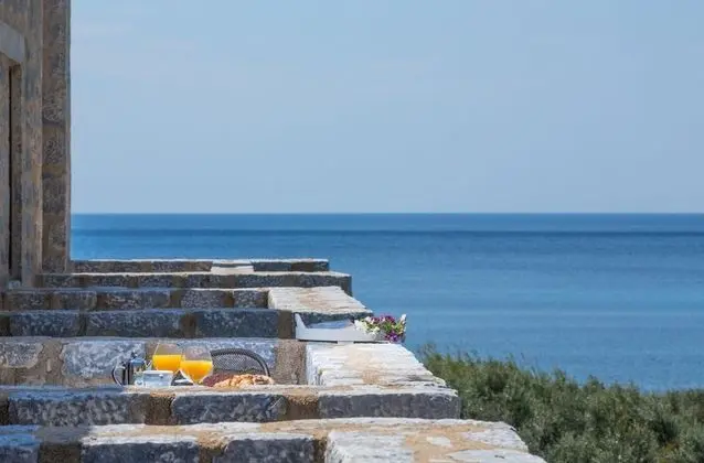 Superior Tek Büyük Yataklı Oda, Kısmi Deniz Manzaralı