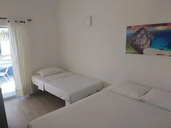 Üç Kişilik Oda