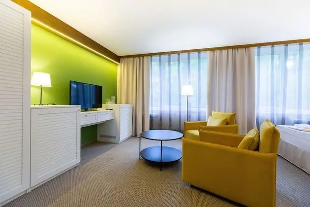 Comfort Tek Büyük veya İki Ayrı Yataklı Oda