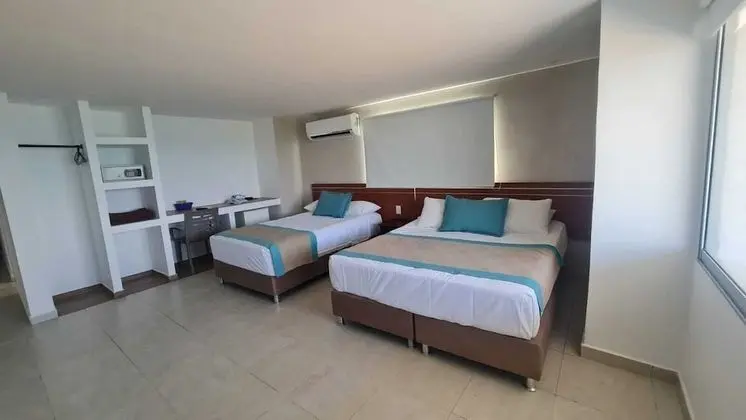 Üç Kişilik Oda, Deniz Manzaralı