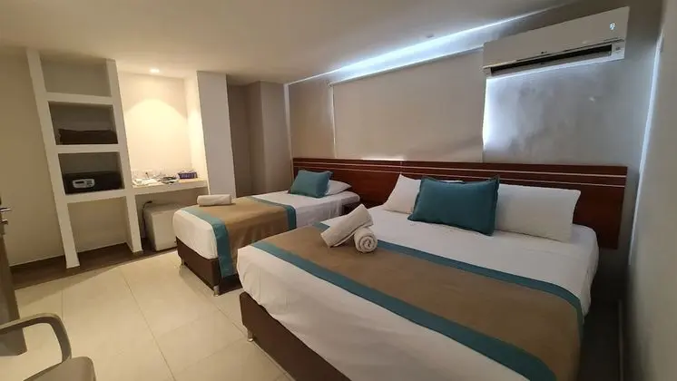 Üç Kişilik Oda, Deniz Manzaralı