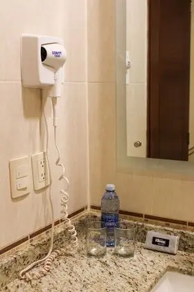 Standard Tek Büyük Yataklı Oda (Dos Camas Matrimoniales)