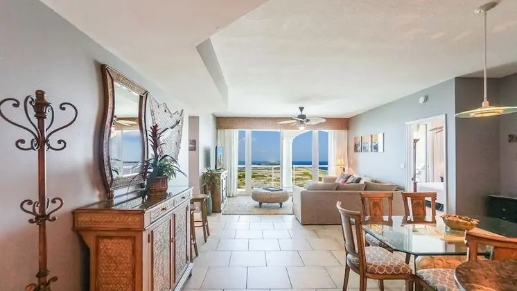 Deluxe 2 Bedrooms 2.5 Bath Condo, Waterview