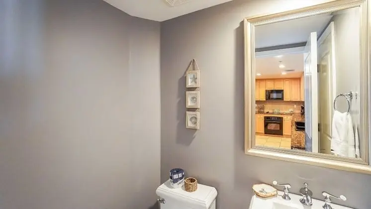 Deluxe 2 Bedrooms 2.5 Bath Condo, Waterview