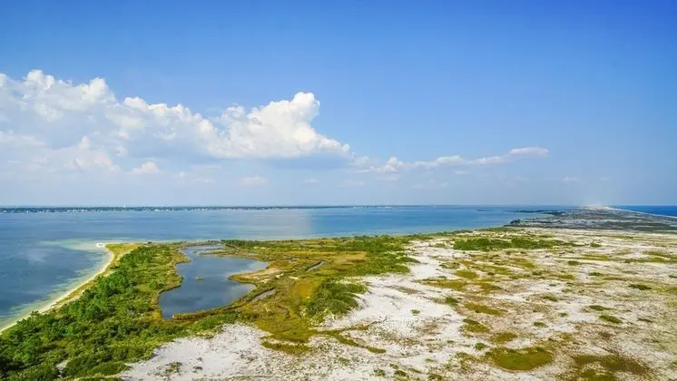 Deluxe 2 Bedrooms 2.5 Bath Condo, Waterview