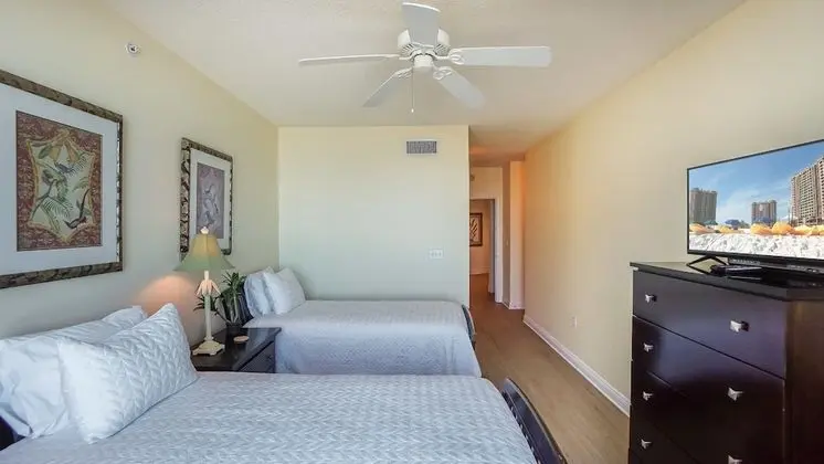 Deluxe 3 Bedrooms 3.5 Bath Condo, Waterview