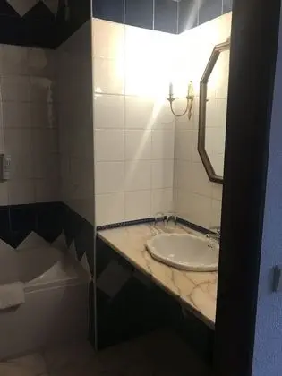 Tek Büyük veya İki Ayrı Yataklı Oda, Şehir Manzaralı