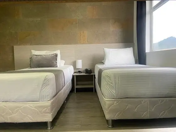 Standard Tek Büyük veya İki Ayrı Yataklı Oda