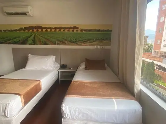 Standard Tek Büyük veya İki Ayrı Yataklı Oda
