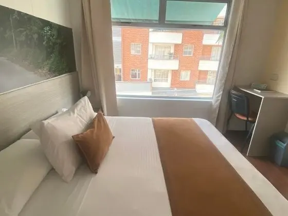 Standard Tek Büyük Yataklı Oda