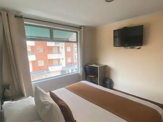 Standard Tek Büyük Yataklı Oda