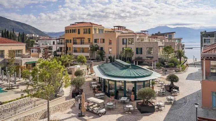 Oda, 1 En Büyük (King) Boy Yatak, Engellilere Uygun (1 Bedroom - Kumbor Standard Suite)