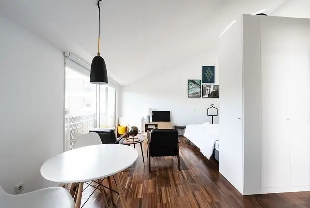 Apart Daire, 1 Büyük (Queen) Boy Yatak, Sigara İçilmez