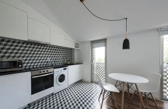 Apart Daire, 1 Büyük (Queen) Boy Yatak, Sigara İçilmez