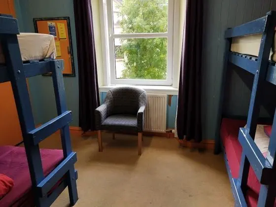 Basic Dört Kişilik Oda, 1 Yatak Odası (Shared Bathroom)