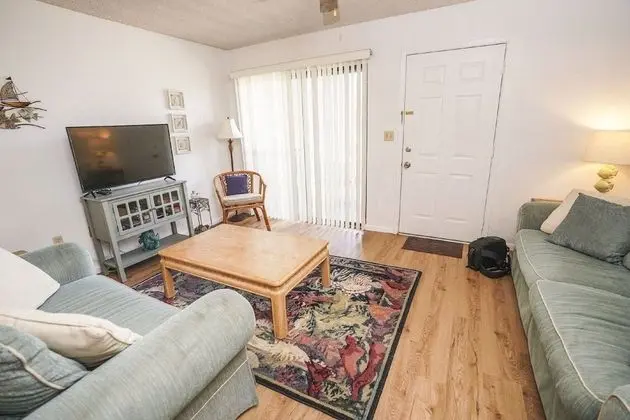 Condo, 2 Bedrooms (O3)