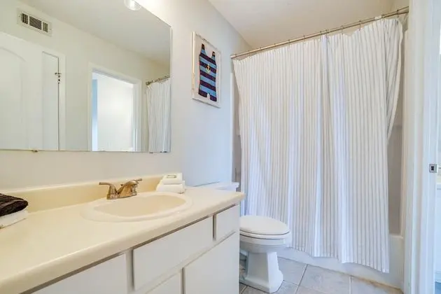Condo, 2 Bedrooms (U2)