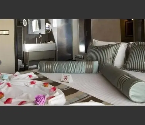 Deluxe Double Deniz Manzaralı Oda