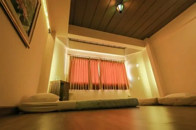 Üç Kişilik Oda