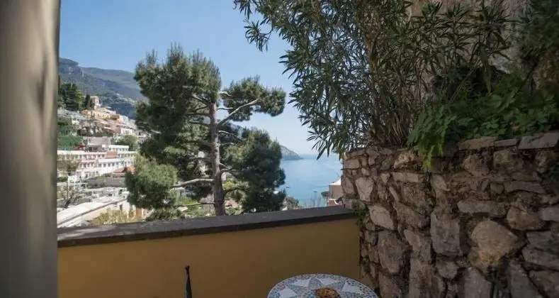 Deluxe Dört Kişilik Oda, Kısmi Deniz Manzaralı