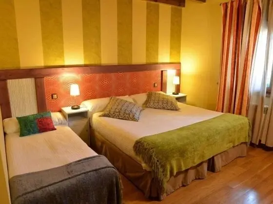 Tek Büyük Yataklı Oda, Banyolu/Duşlu (h 1)