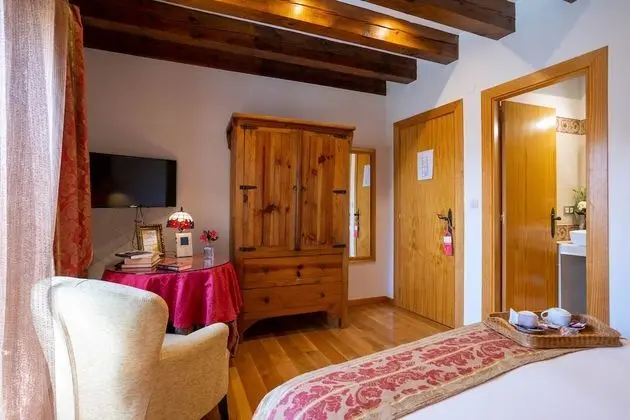 Tek Büyük Yataklı Oda