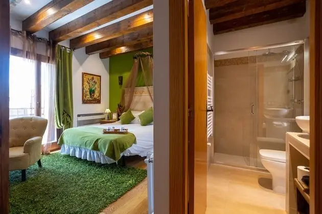 Tek Büyük Yataklı Oda