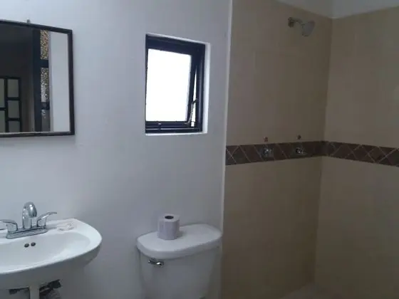 Economy Dört Kişilik Oda, Özel Banyo