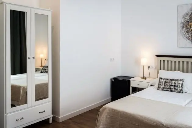 Superior Tek Büyük veya İki Ayrı Yataklı Oda