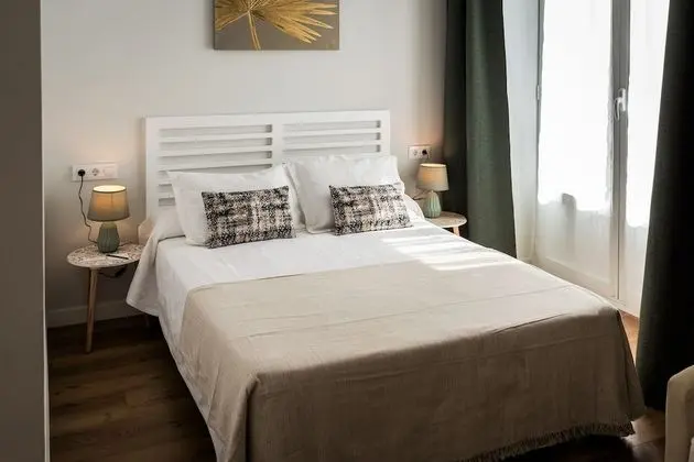 Superior Tek Büyük veya İki Ayrı Yataklı Oda